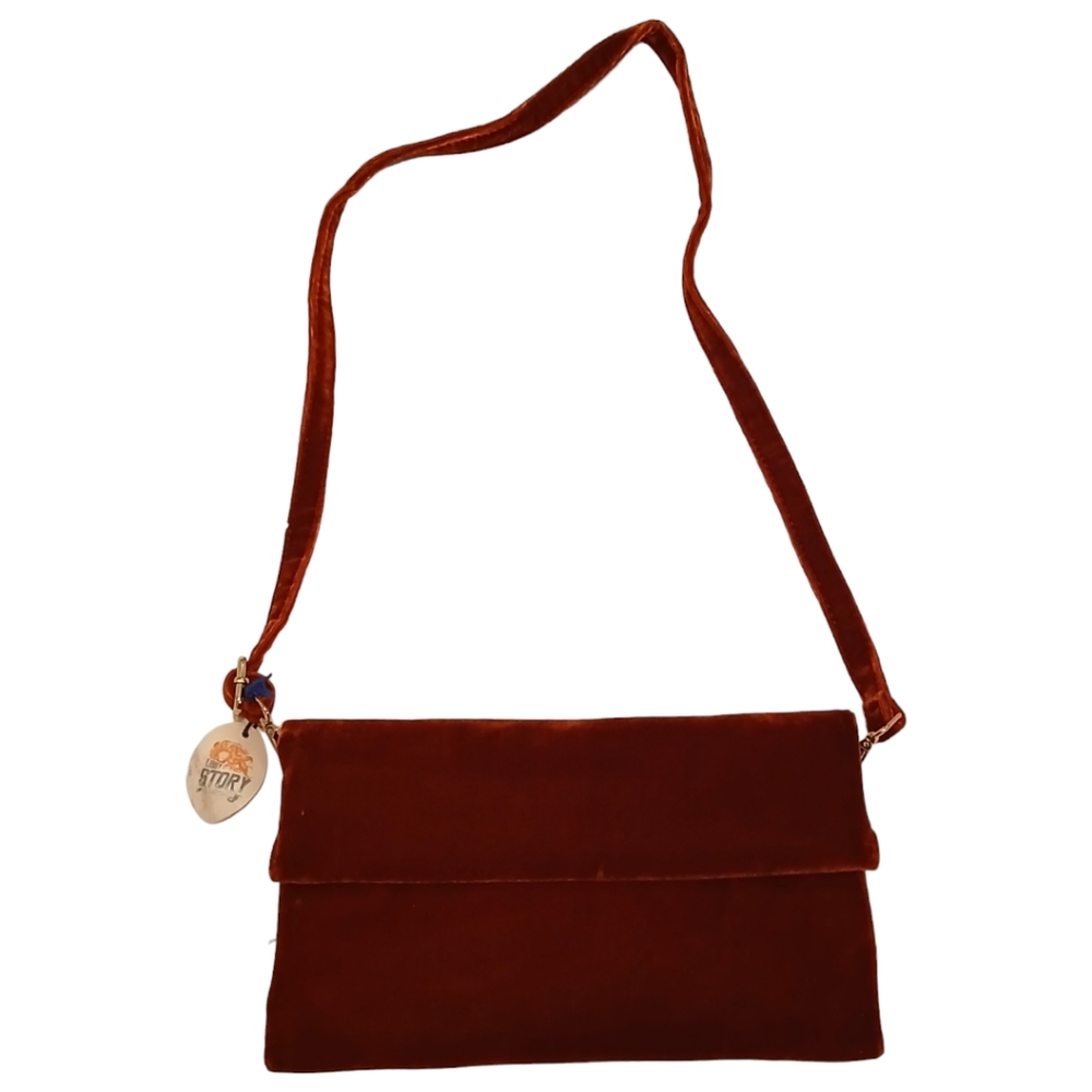 Tri-fold Clutch